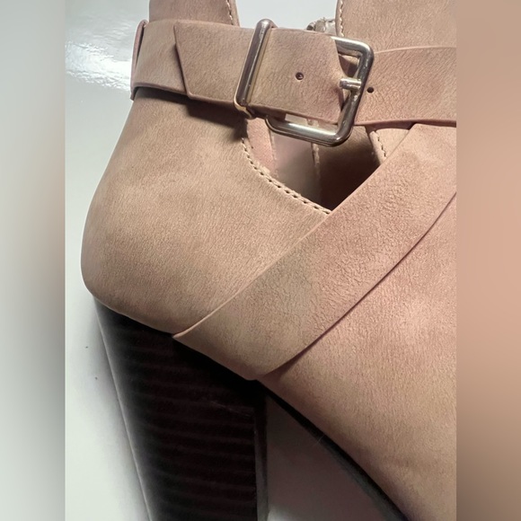 Soft Pink Ankle block Heel Booties - Picture 3 of 10